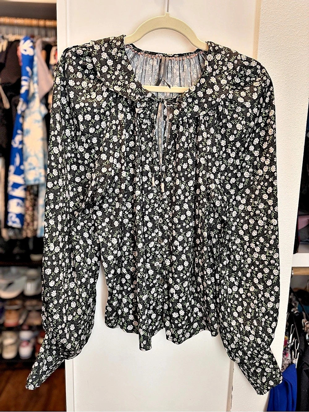 By Anthropologie Black Ditsy Floral Peter Pan Collar Blouse Size S